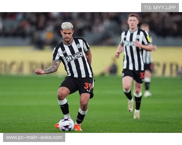 纽卡斯尔核心吉马良斯左大腿后侧肌肉重伤，预计缺阵两个月